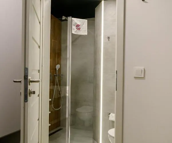 Kamienica No 111a Airport Ξενοδοχείο με διαμερίσματα 3*