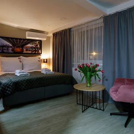 Hotel apartamentowy Kamienica No 111a Warszawa