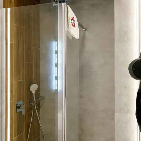 Kamienica No 111a 3* Warszawa