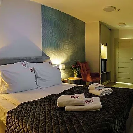 Kamienica No 111a Airport Lejlighedshotel