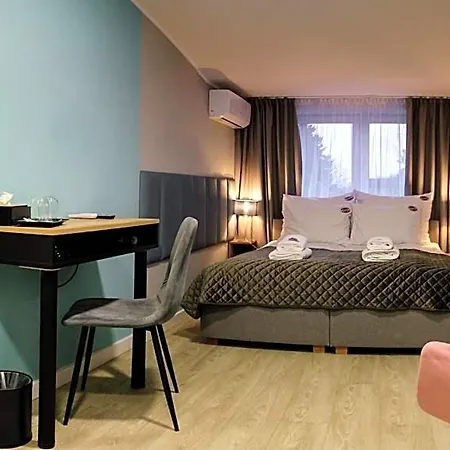 Kamienica No 111a Airport Lejlighedshotel