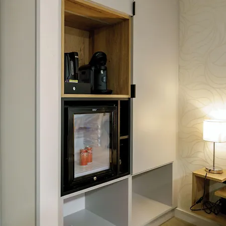 Kamienica No 111a Airport 3* Varsovia
