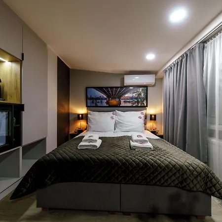 Apartahotel Kamienica No 111a Airport Varsovia