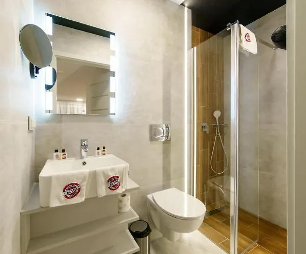 Kamienica No 111a Airport アパートホテル