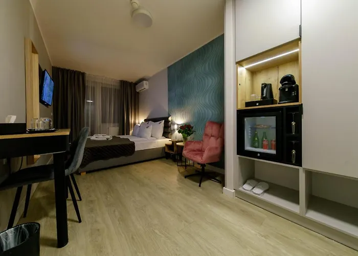 Kamienica No 111a Airport