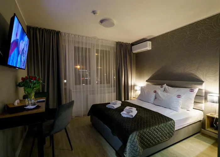 Kamienica No 111a Airport ワルシャワ