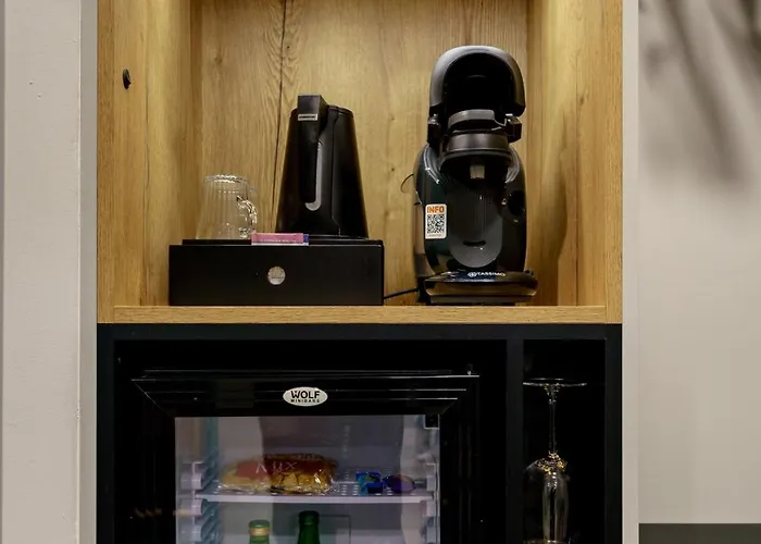 Kamienica No 111a Airport Апарт-отель 3*